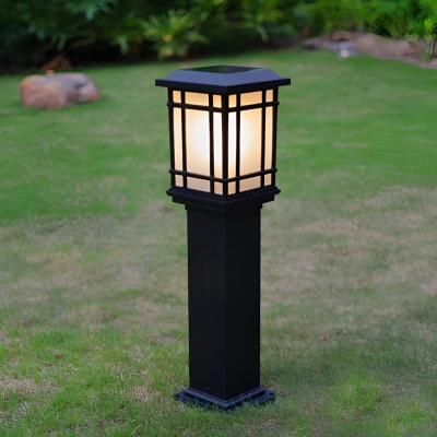 Durable Die-Cast Aluminum Solar Garden Pathway Lights with Automatic Day/Night Sensor and Waterproof Glass Lampshade for Outdoor Use