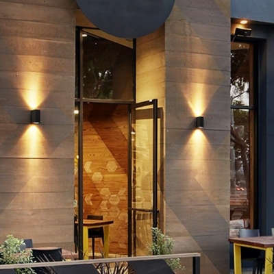 Durable Metal Iron Wall Lamp with High Transmittance Glass Shade, Energy-Saving LED, Waterproof &amp; Rust-Proof for Porch, Terrace, Balcony, Garage
