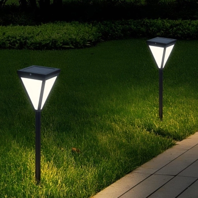 High-Efficiency Solar Pathway Light with Polycrystalline Silicon Panel, Thickened Acrylic Lampshade, and Waterproof Metal Body for Durable Outdoor Use