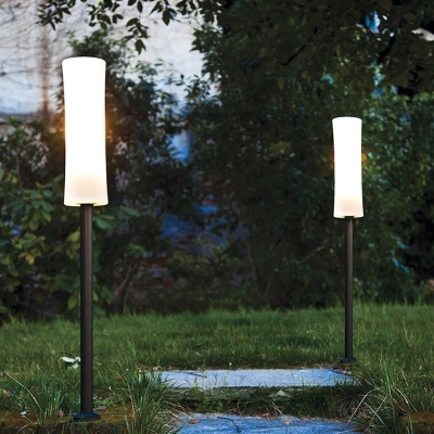 High Lumen Waterproof Path Light with Wide Illumination Range and Acrylic Shade for Garden, Lawn, Patio, and Walkway, Decorative Outdoor Lighting