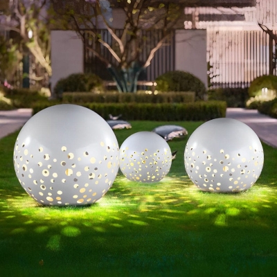 Durable IP65 Waterproof Outdoor Garden Light, Rustproof, Dustproof, and Stylish Design for Various Architectural Styles