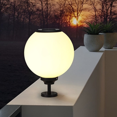Durable Solar Post Cap Lights, Waterproof, Dustproof, Rustproof Aluminum Base with High Efficiency Charging &amp; Tempered Glass Protection
