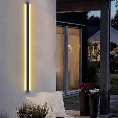 Chic Black Long LED Wall Lighting for Gardens, Garages, Balconies, and Fences, Modern Outdoor Light Fixtures for Glamorous Landscaping