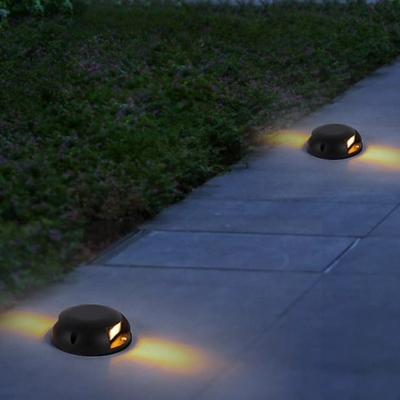 Durable Die-Cast Aluminum LED Landscape Step Lights with Waterproof Silicone Seal and Modern Design for Enhanced Garden Aesthetics