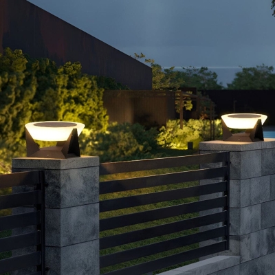 Stainless Steel Solar Outdoor Light, Waterproof, Rust-Proof, Fast Charging, High Color Rendering LED with Tempered Glass and Thickened Lampshade