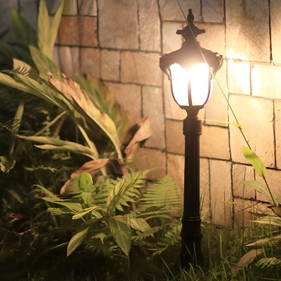 Durable Die Cast Aluminum Outdoor Lawn Lamp with Waterproof Design, Easy Installation, and Two Color Options for Gardens and Courtyards