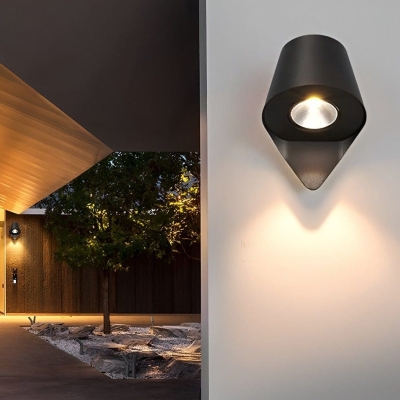 Waterproof and Rust-Proof Outdoor Wall Light, Die-Cast Aluminum, Tapered Design, IP66 Rated for Porch, Patio, Garage, Balcony, and Courtyard