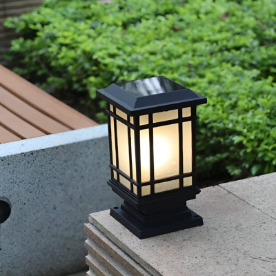 Durable Die-Cast Aluminum Solar Post Cap Lights with Adjustable Color Temperatures and Retro Design for Outdoor Decoration