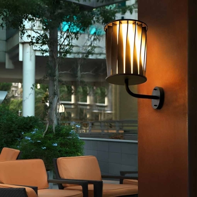 Durable Aluminum Outdoor Wall Lamp with Unique Twisted Metal Shade, Rust-Resistant, Waterproof, and Long-Lasting for Artistic Light and Shadow Effects