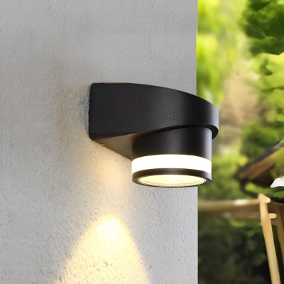 Durable Aluminum Alloy LED Outdoor Wall Light with IP65 Waterproof Design, Modern Reflective Sheets, and Rust-Proof Finish for Indoor/Outdoor Use