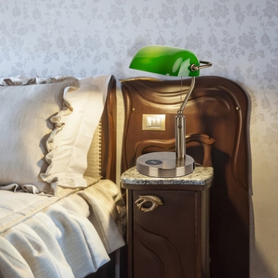 Green Vintage Banker Table Desk Lamp, Classic LED Desk Lamp with USB Wireless Charging Port Pull Chain for Reading Office Nightstand StudyRoom Desk