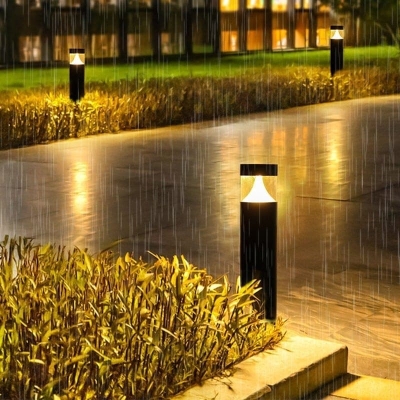 Warm Welcome Outdoor Porch Light with Retro Design, Waterproof, Rust-Proof Aluminum and Acrylic Garden Lamp for Doorway, Courtyard, and Entrance