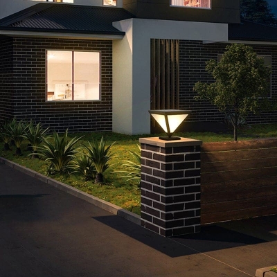 Durable Stainless Steel Solar Garden Lights, Rust Proof, Energy Efficient Outdoor Post Lights for Walkways and Garden Paths, Classic Design