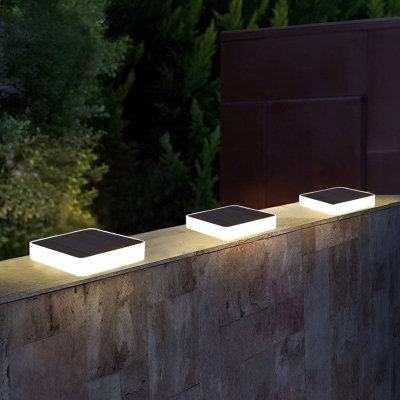 High-Efficiency Solar Garden Light with Fast Charging, High Transmittance Lampshade, and Easy Installation for Outdoor Spaces