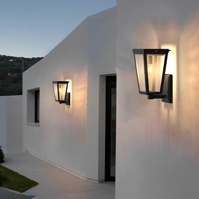 Solar Outdoor Wall Light, Automatic Day/Night Operation, Waterproof &amp; Rustproof, High Transmittance Glass, Ideal for Patio, Garden, Porch, Garage