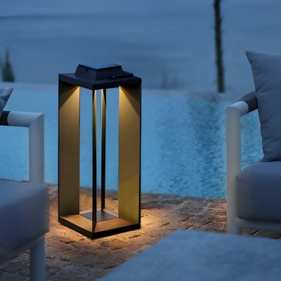 Stylish Stainless Steel Solar Outdoor Floor Lamp with High-Efficiency Solar Panel, Easy Installation, and Automatic Day-Night Sensor