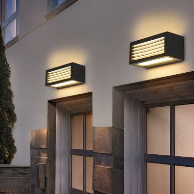 Durable Die-Cast Aluminum Outdoor Wall Light with High-Transmittance PMMA Lampshade, Built-in LED, Waterproof &amp; Rust Proof for Porch, Garden, Garage
