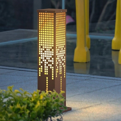 Retro Outdoor Pathway Lights with Hollow Texture Design for Garden, Lawn, and Walkway, Create a Warm and Harmonious Courtyard Atmosphere