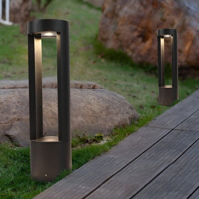 Minimalist Black Outdoor LED Pathway Light with Durable Aluminum Base and Stainless Steel Body for Garden, Patio, and Walkway