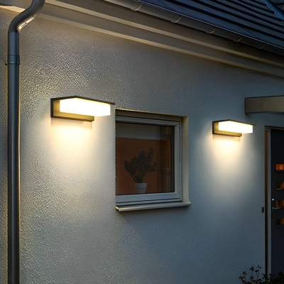 Durable Solar-Powered Outdoor Wall Lamp with Automatic Day-Night Sensor, Rust-Proof Aluminum Body, High Transmittance Lampshade for Bright, Uniform Light
