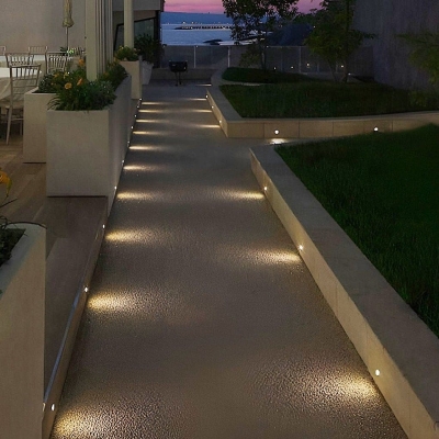 Durable Stainless Steel Outdoor Step Light, Waterproof, Easy Installation, Ideal for Pathways, Gardens, Courtyards, and Decks
