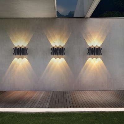 Durable Aluminum Outdoor Wall Light with LED Lamp, High Light Transmittance Lens, and Waterproof Sealing for Excellent Heat Dissipation and Long Life