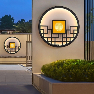 Vintage-Inspired Waterproof Stainless Steel Outdoor Wall Lamp with Retro Hollow Pattern Design for Elegant Garden and Home Decoration