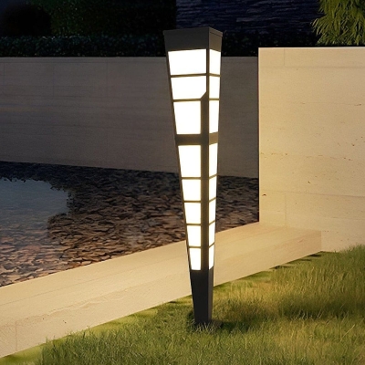 Durable Stainless Steel Outdoor Pathway Light with Imitation Marble Lampshade, Waterproof, Rustproof, Ideal for Patios, Gardens, and Courtyards