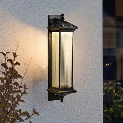 Humanized Automatic Photosensitive LED Solar Wall Lamp with Quick Charging Panels, High Transmittance Waterproof Glass Shade for Garden, Villa, Courtyard