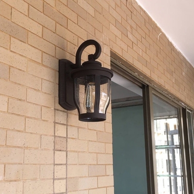 Retro Exterior Wall Lamp, Durable Die-Cast Aluminum, Waterproof, Rust-Proof, Art Glass Lampshade, Perfect for Outdoor Romantic Ambiance