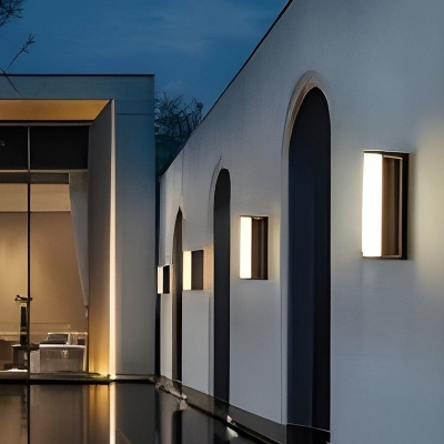 High-Efficiency Solar Outdoor Wall Light with Polycrystalline Silicon Panel and Bright LED Strip for Patio, Garden, Driveway, and Garage