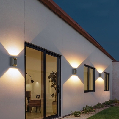 Bright Outdoor Wall Light with Wide Illumination Range, Transparent Glass Lampshade, and Built-in LED for Courtyard, Hall, Balcony, and Garden
