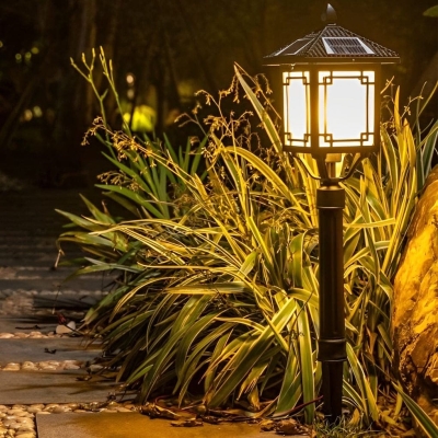 Durable Die Cast Aluminum Solar Pathway Light with High Transmittance Glass, Auto On/Off, 3 Switchable Colors, Waterproof for Year-Round Use
