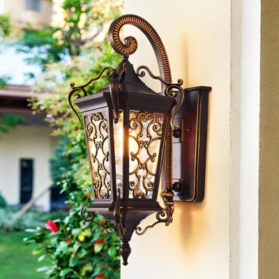 Retro European Style Outdoor Wall Light, Sturdy Aluminum with High Transmittance Glass Shade for Porch, Garage, Garden, and Entryway Lighting