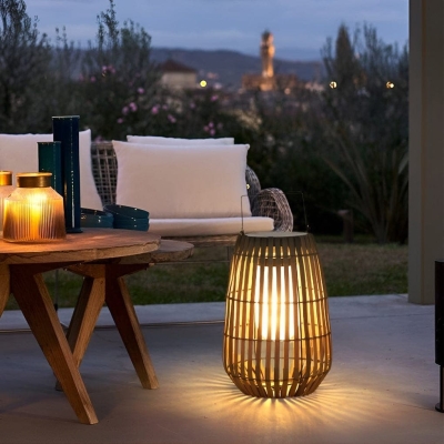 Solar-Powered Rattan Outdoor Lantern with Automatic Day/Night Sensor, Waterproof Design, and Long-Lasting Battery for Garden, Patio, and Poolside