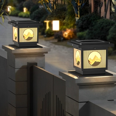 High-Efficiency Solar Outdoor Lights with 360&deg; Charging, Durable Aluminum and Glass Design, Ideal for Fence Posts and Nighttime Ambiance