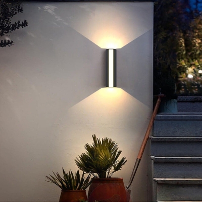 Modern Chic Outdoor Wall Lamp with Up and Down Lighting, IP65 Waterproof Aluminum Structure, Ideal for Walkways, Porches, Patios, and Poolside Gardens