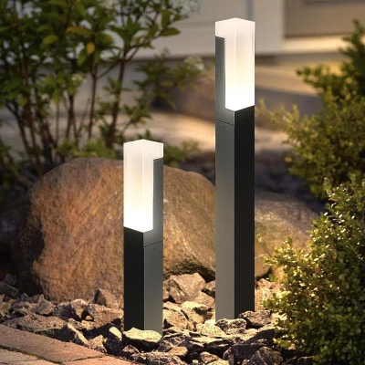 Modernist Aluminum LED Garden and Pathway Lights, Sleek Black Post Design for Stylish Outdoor Illumination and Enhanced Security