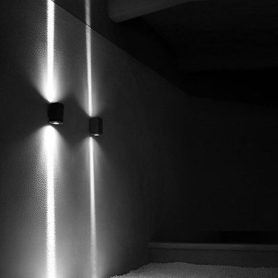 Durable Outdoor Wall Washer Light with 10m Range, Rustproof Die-Cast Aluminum, Waterproof Up and Down Lighting for Porch, Garage, Garden, Pathway