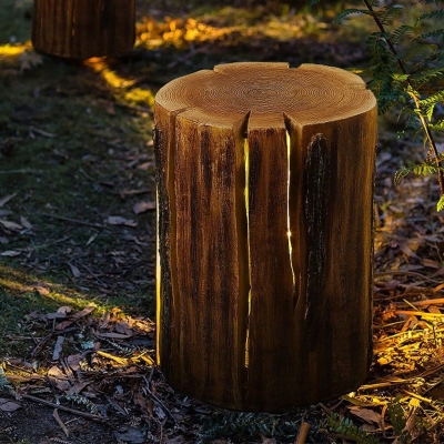 Realistic Tree Stump Outdoor Pathway Light with Waterproof Resin Body and Transparent Lampshade for Natural Landscape Decoration