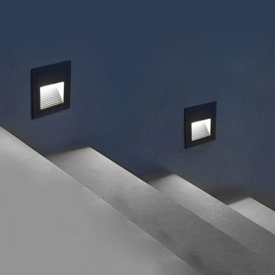 Energy-Efficient 3W Recessed LED Step Light with Black Aluminum Panel for Indoor/Outdoor Use, Ideal for Stairs, Pathways, and Patios