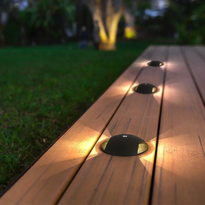 Elegant Minimalist Outdoor Light, Durable Aluminum Die-Casting, Waterproof &amp; Dustproof, Perfect for Creating Warm and Romantic Courtyard Ambiance