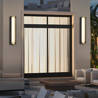 Modern Waterproof Stainless Steel Outdoor Wall Light with High Transmittance Acrylic Lampshade, Decorative and Functional Exterior Lighting