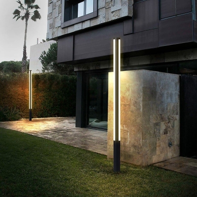 Durable IP54 Waterproof Outdoor Pole Light with Frosted Acrylic Lampshade and Thickened Aluminum Body for Courtyard Decoration and Lighting