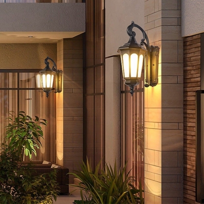 Classic Retro Style Outdoor Wall Light, Warm, Romantic Lighting &amp; Home Decoration for Indoor/Outdoor Use with Non-Dazzling PC Shade