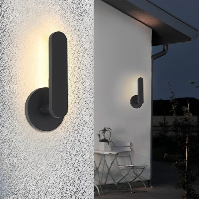 Rustproof Aluminum Outdoor Wall Lamp with Classic Black Finish, Waterproof Sconce for Balcony, Garden, Villa, Corridor, and Fence