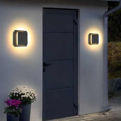 Adjustable Outdoor Wall Light with Creative Lampshade, Die-Cast Aluminum, Waterproof for Garden, Balcony, Corridor, and Doorway Decor