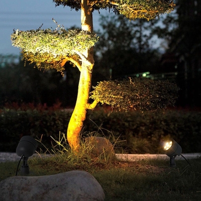 Adjustable Outdoor Spot Light for Trees and Shrubs, Durable Aluminum Landscape Lighting with High Color Rendering LED for Garden and Yard Decor