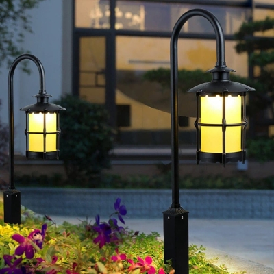 Durable IP54 Waterproof Outdoor Pathway Light with Sturdy Aluminum Body and High Transmittance Glass Shade for Garden, Patio, Yard, and Walkway
