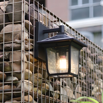Durable Die-Cast Aluminum Outdoor Solar Wall Lamp with High-Efficiency Charging, Rustproof, Waterproof, and High Transmittance Glass Lampshade